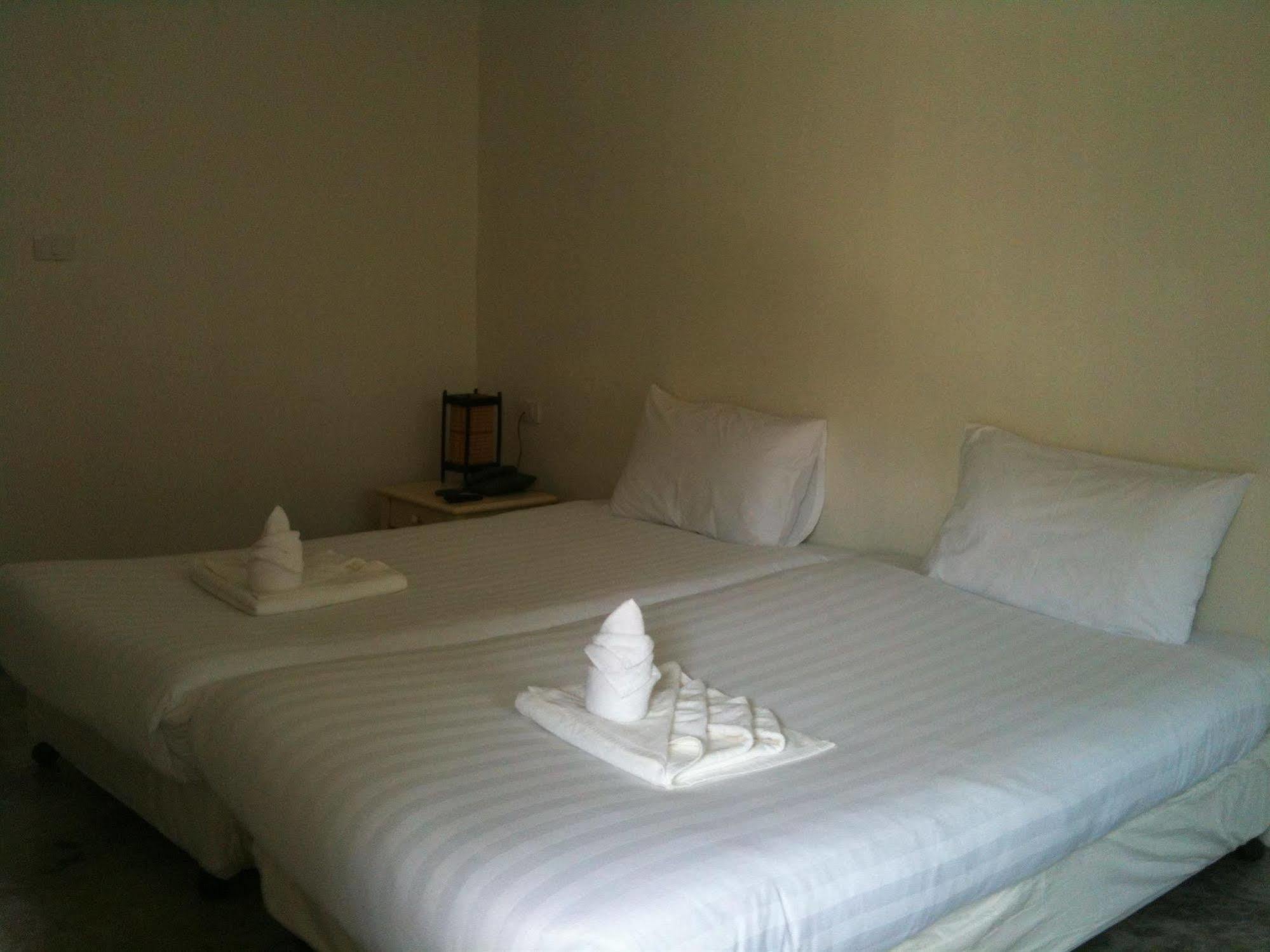 C Villas Haad Rin Bagian luar foto